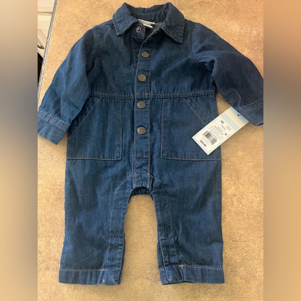 Brand new nb Cat & Jack unisex jean outfit.